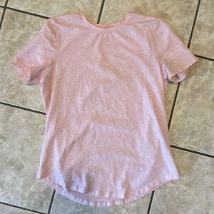 Lululemon t shirt size 4